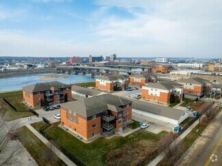Building Photo - Riverwalk Residences
