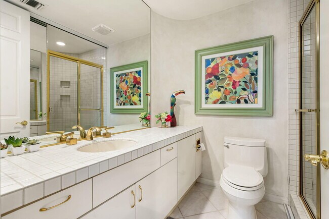 Building Photo - 75395 Riviera Dr