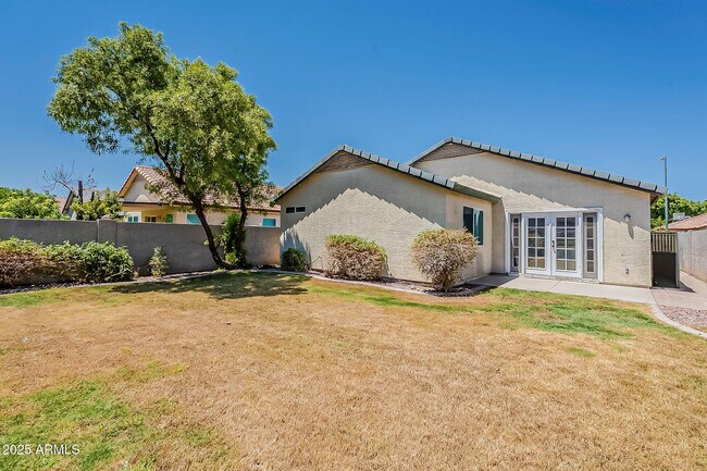 Building Photo - 3029 W Matthew Dr
