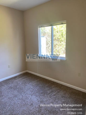 Building Photo - 4900 Brittany Ct