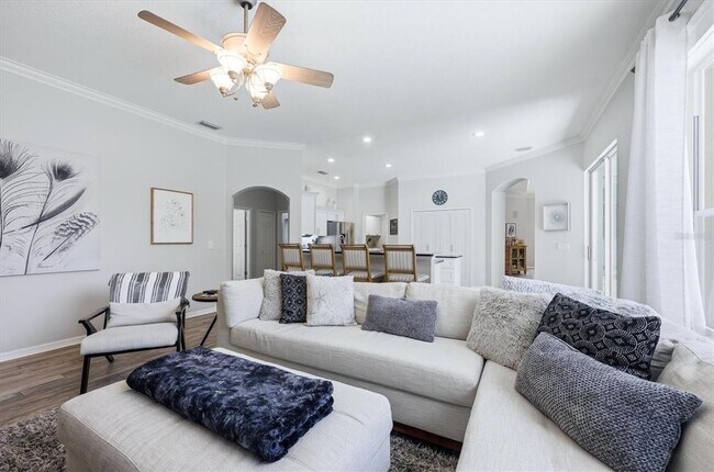 Building Photo - 4617 Egmont Dr