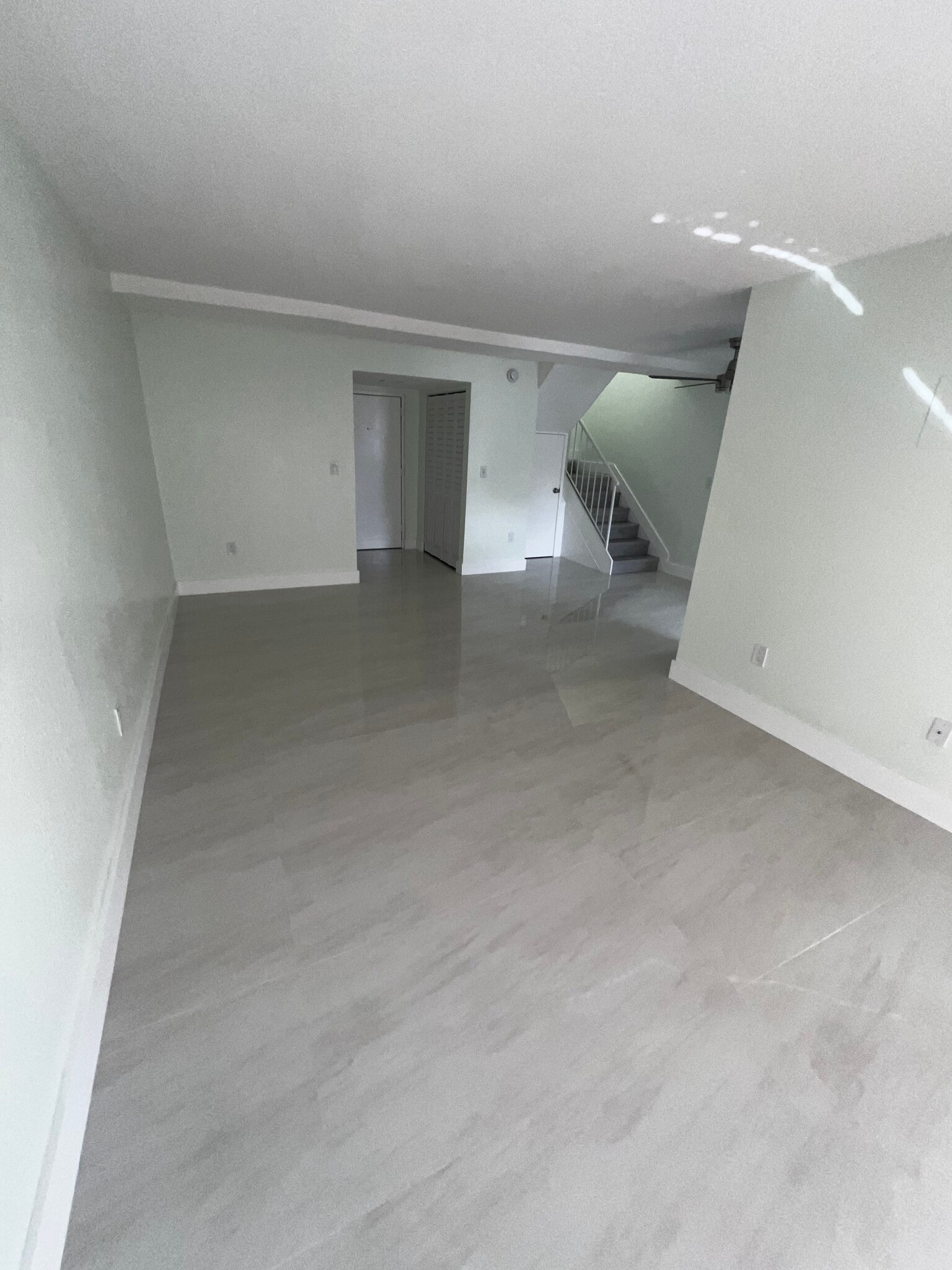 Building Photo - 9300 W Flagler St