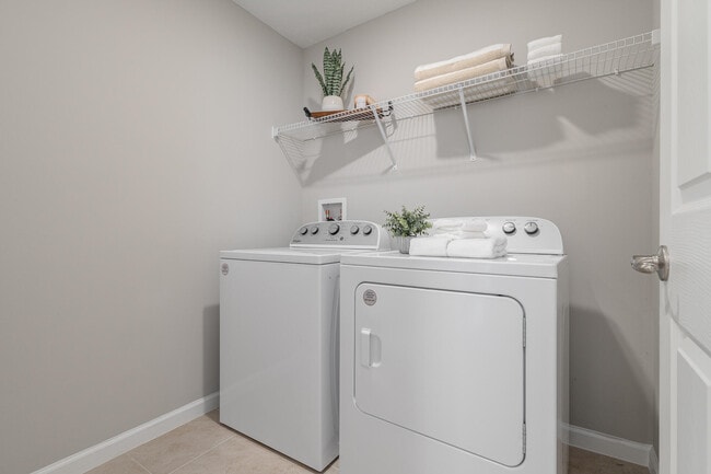 Building Photo - 3197 SW Armucher St