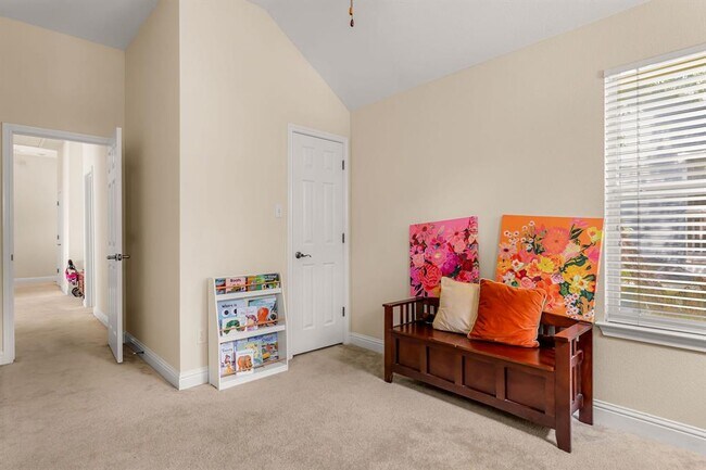 Building Photo - 1821 Village Oak Ct