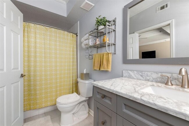 Building Photo - 800 S Dakota Ave