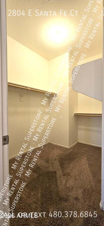 Building Photo - 2804 E Santa Fe Ct