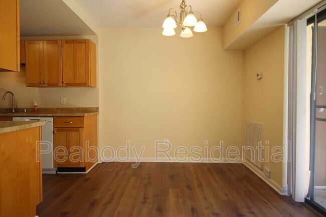 Building Photo - 11615 Stoneview Square