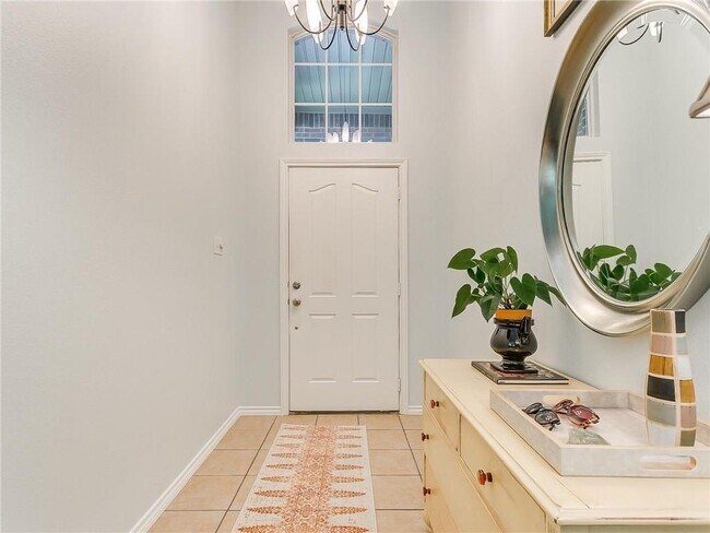 Building Photo - 750 Shady Tree Ct