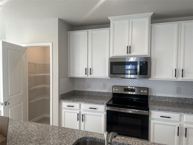 Building Photo - 1588 Eucalyptus Wy