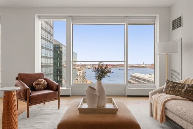 Building Photo - 150 Seaport Blvd