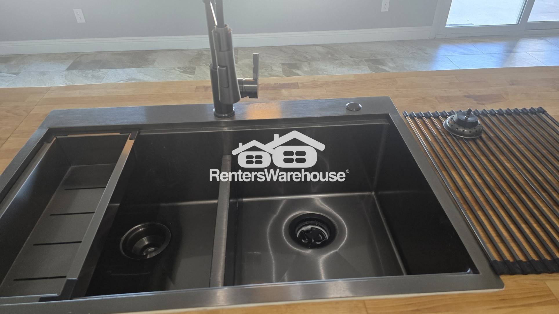 Building Photo - 2693 W Calle De Dalias