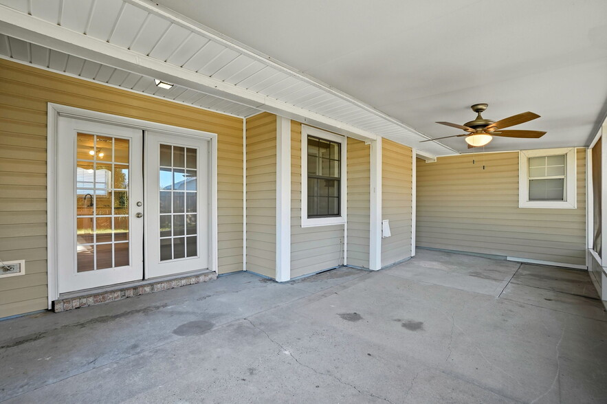 Building Photo - 2107 Geralo Ln