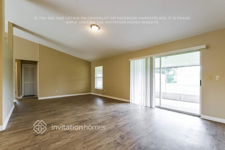 Building Photo - 2800 W Covington Dr