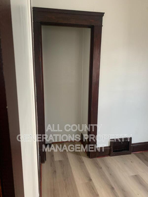 Building Photo - 19509 Chickasaw Ave