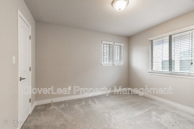 Building Photo - 510 Field Corn Ln