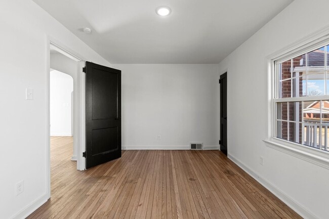 Building Photo - READY for Move-In! Fully RENOVATED 3 bedroom in WEST MIFFLIN! COME CHECK IT OUT!