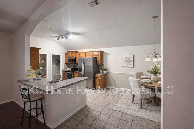 Building Photo - 2424 NW 161st St