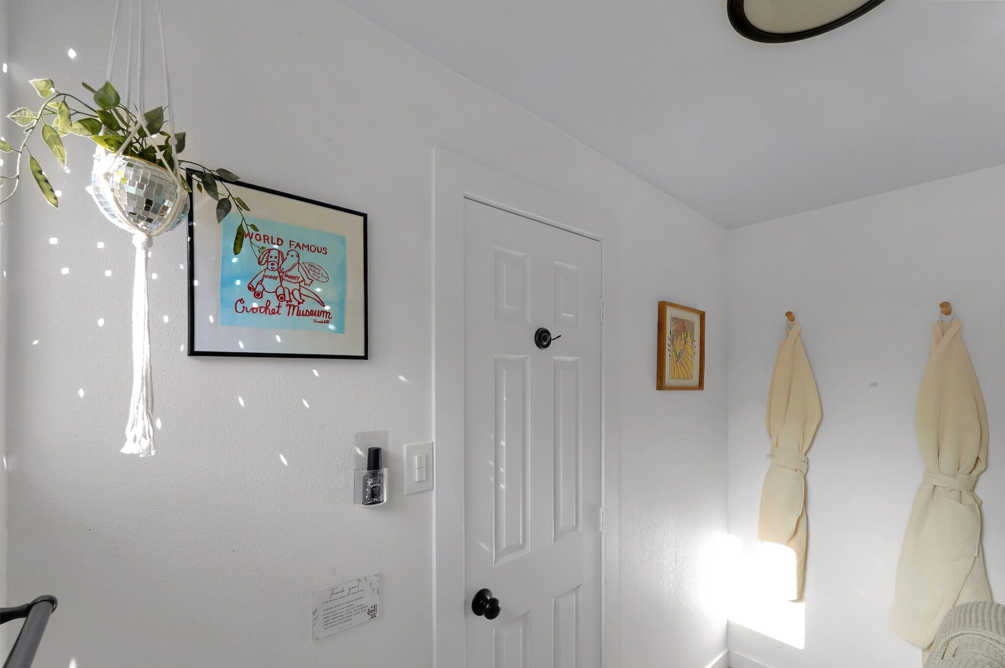 Building Photo - 61818 Terrace Dr