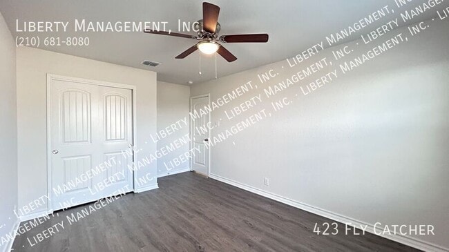 Building Photo - 423 Fly Catcher