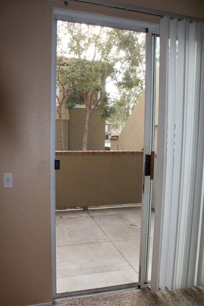 Building Photo - 224 Gallery Way