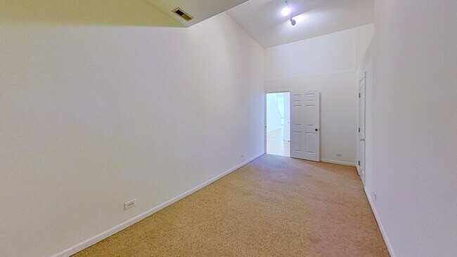 Building Photo - Old Town Duplexed Three Bedroom Two Bath