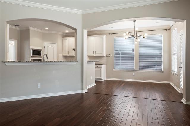 Building Photo - 2700 Timberwood Dr