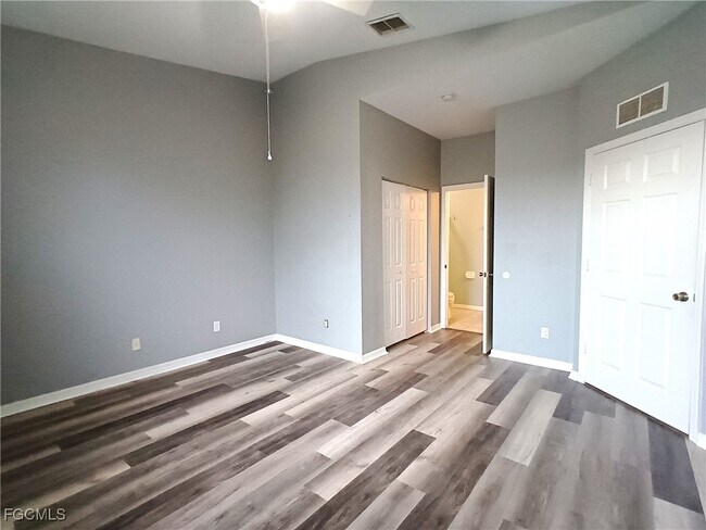 Building Photo - 4281 Bellasol Cir