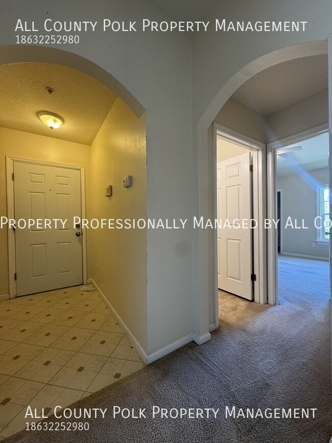 Building Photo - Cozy 1-Bedroom Condo in Prime Orlando Loca...