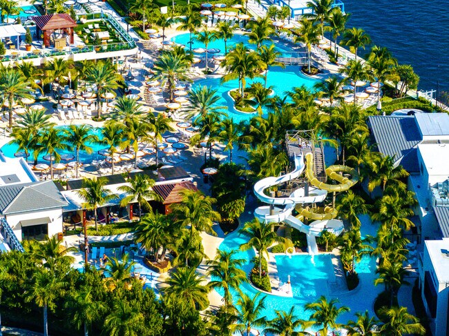 Building Photo - 800 E Camino Real