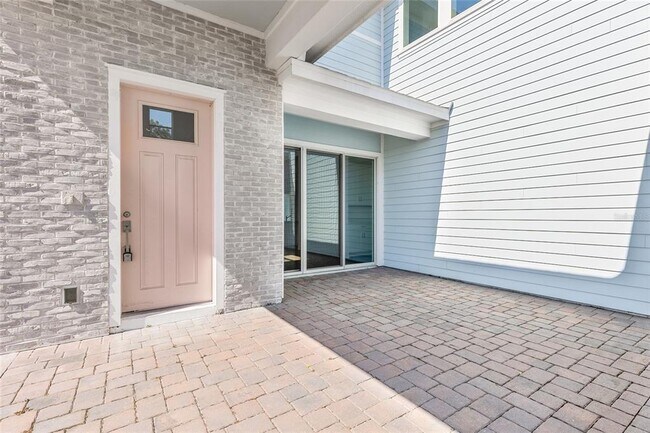 Building Photo - 6430 Trailblaze Bnd