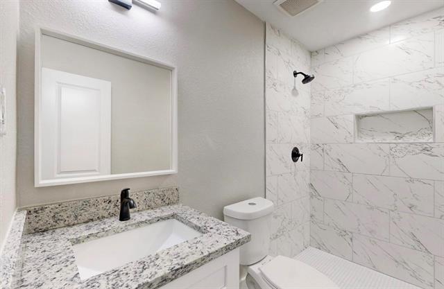 Building Photo - 1500 W Collin St