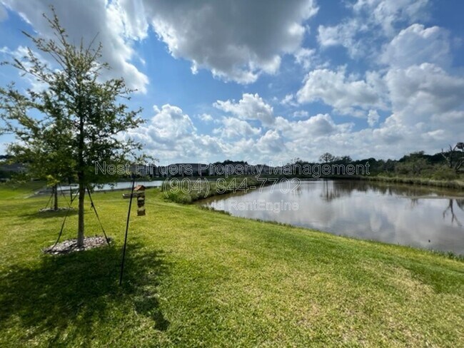 Building Photo - 2650 Sandy Dune Dr