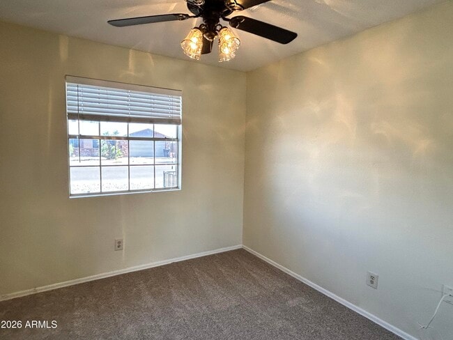 Building Photo - 9002 W Malapai Dr