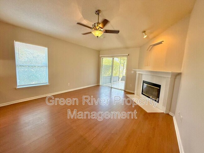 Building Photo - 1701 Covington Ln