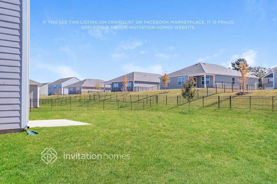 Building Photo - 116 Allston Wy