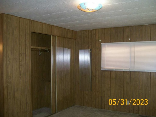 Building Photo - 13 Travertine Ln