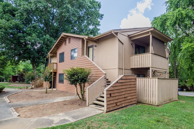Building Photo - 1448 Riverwood Ct