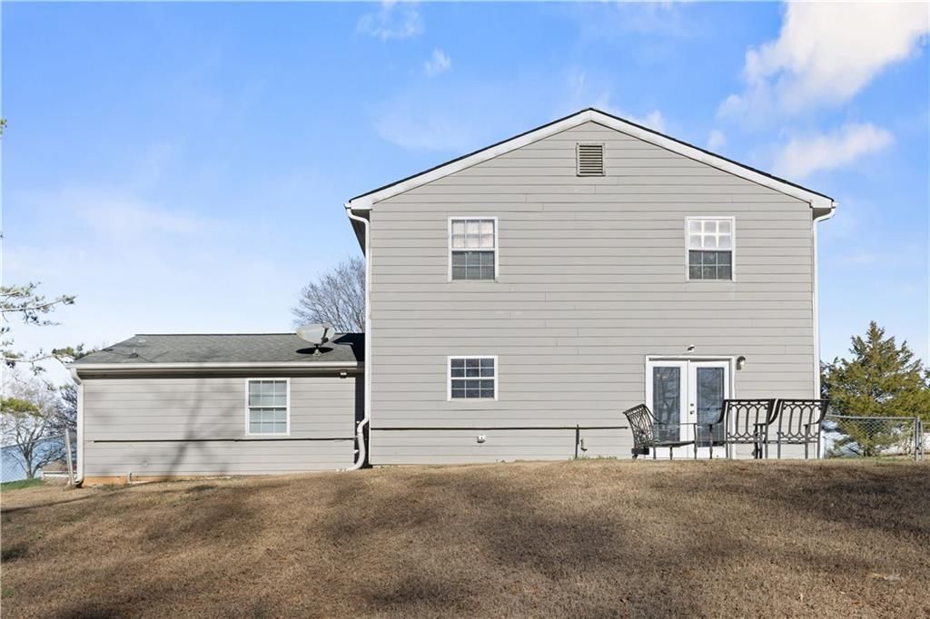 Building Photo - 284 Oak Ridge