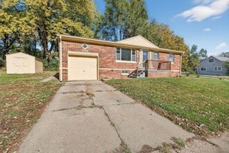 Building Photo - Saratoga Street