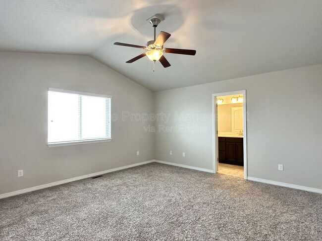 Building Photo - 6039 Jorie Rd