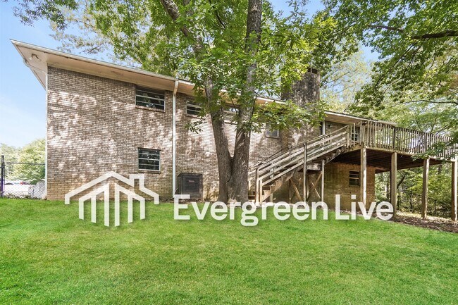 Building Photo - 1208 Oakley Dr