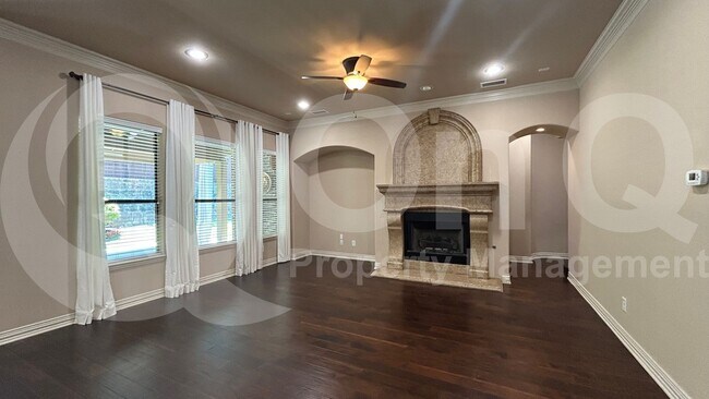 Building Photo - 4513 Cherokee Dr