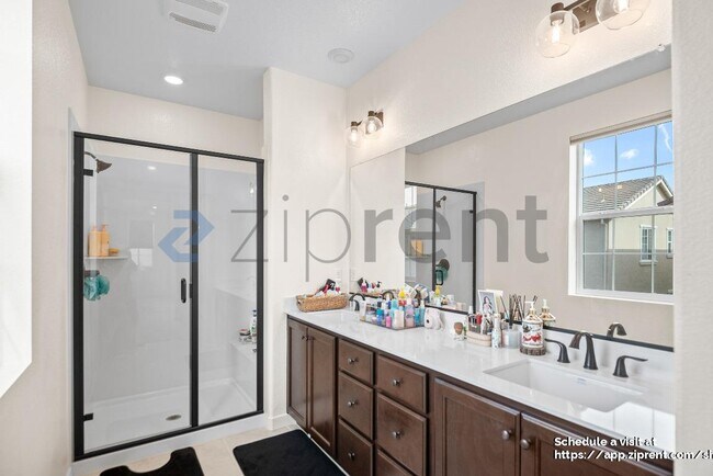 Building Photo - 5378 Shenandoah Vly Ln