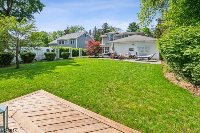 Building Photo - 678 Springfield Ave