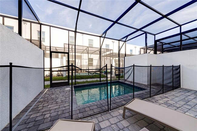Building Photo - 633 Trikomo Dr