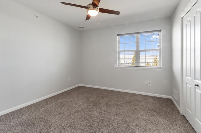 Building Photo - 775 Southwind Dr