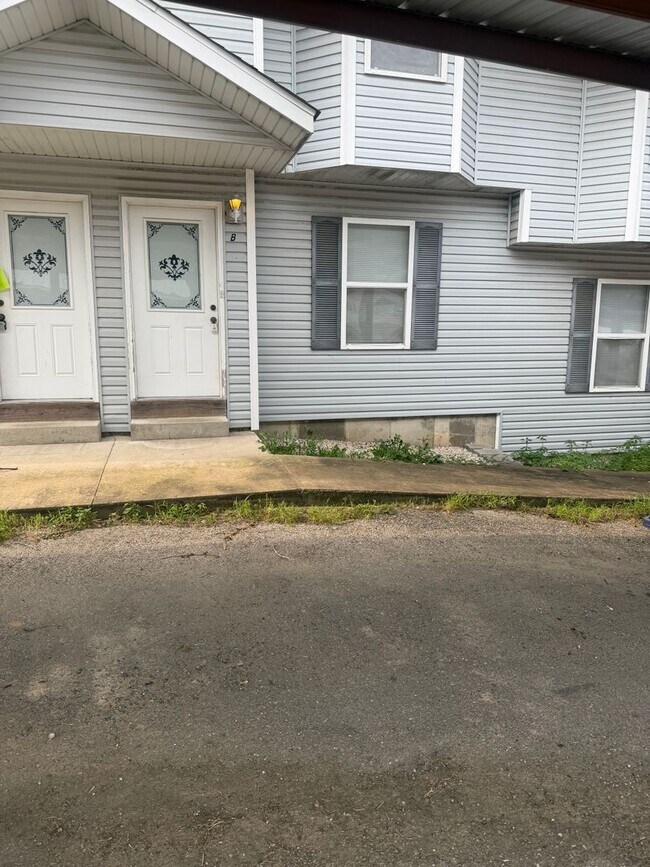 Building Photo - 20304 Skyview Dr
