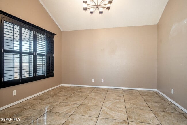 Building Photo - 3929 Tierra Marfil Rd