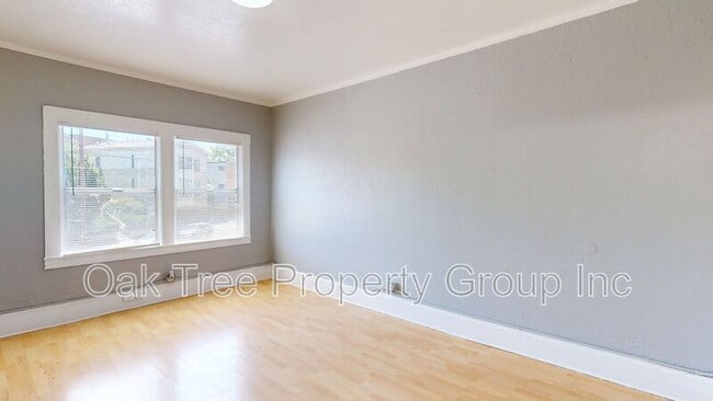 Building Photo - 1607 2nd Ave