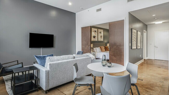 Building Photo - 120 19th St N